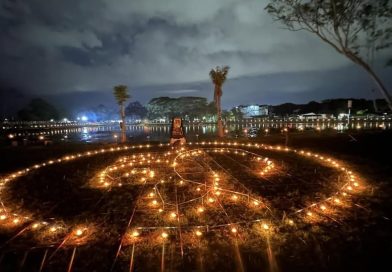 (เย็นนี้) 4 พ.ย.68 ขอเชิญประชาชนร่วมจุดผางประทีปและตะเกียงน้ำมัน รอบบึงทัพฟ้า “แสงแห่งความจงรักภักดีและอาลัย” แปรอักษร สก.